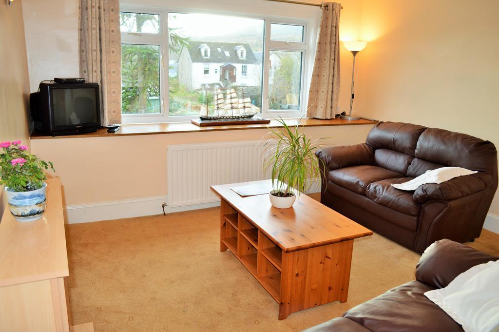 Hazel Bank Villa Apartment Dunoon Buitenkant foto